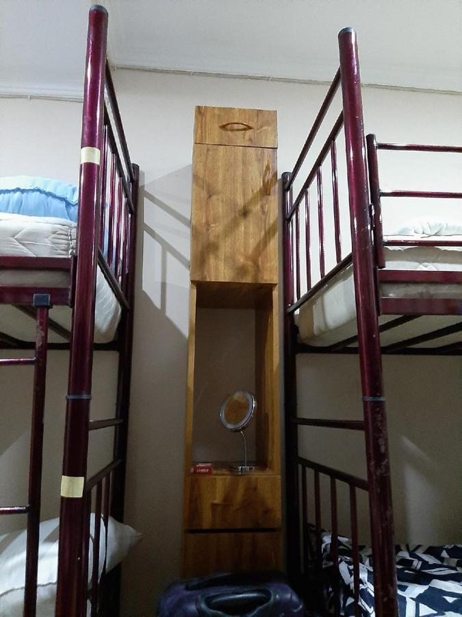 Every Day Lux Hostel Batumi Cameră foto